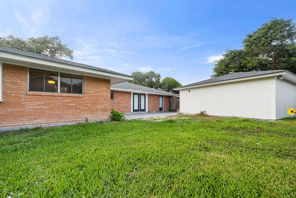 445 Montclair Corpus Christi TX 78412