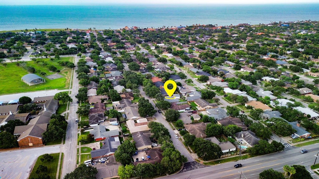 445 Montclair Corpus Christi TX 78412