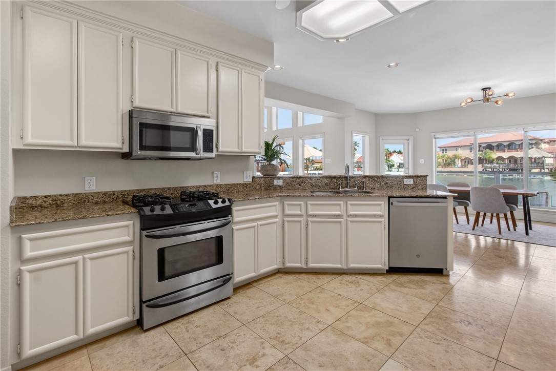 13726 Cayo Gorda Court Corpus Christi TX 78418