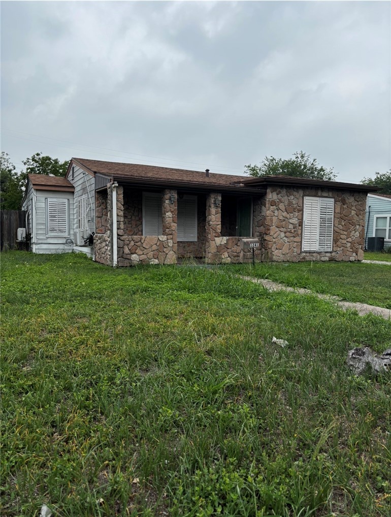 1241 Cambridge Drive Corpus Christi TX 78404