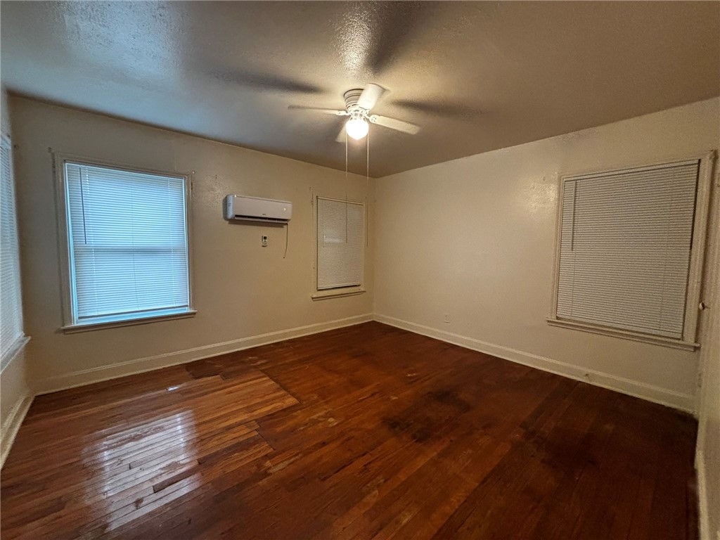 1241 Cambridge Drive Corpus Christi TX 78404