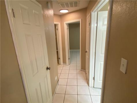 7201 Kress F-1 Corpus Christi TX 78413