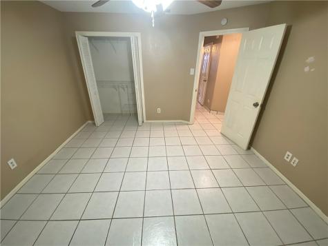 7201 Kress F-1 Corpus Christi TX 78413