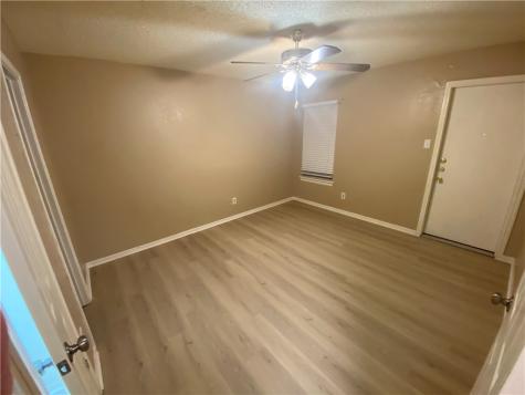 7201 Kress F-1 Corpus Christi TX 78413