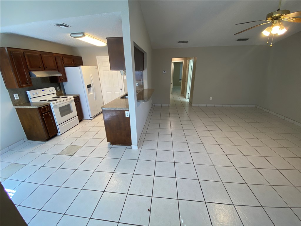 7201 Kress F-1 Corpus Christi TX 78413