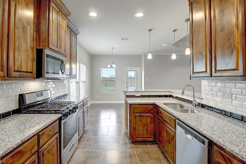 7530 Sable Creek Corpus Christi TX 78412