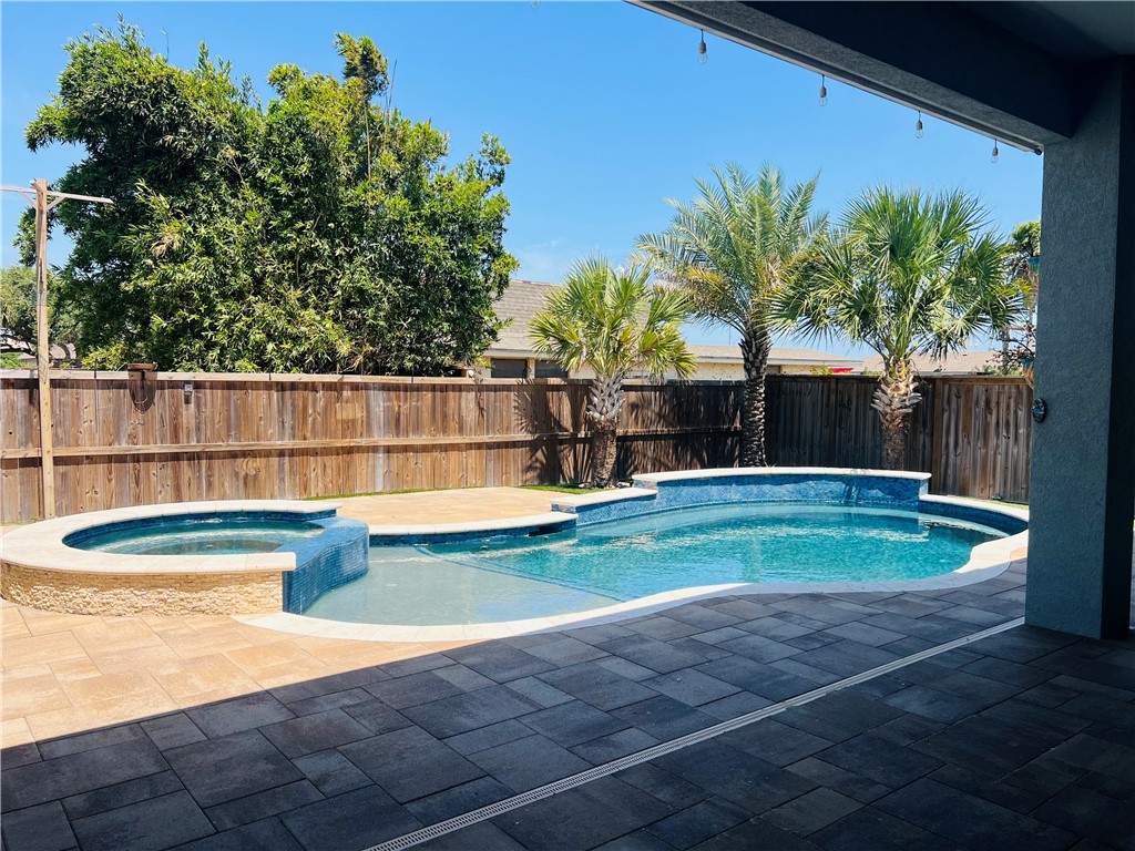 13922 Suntan Avenue Corpus Christi TX 78418