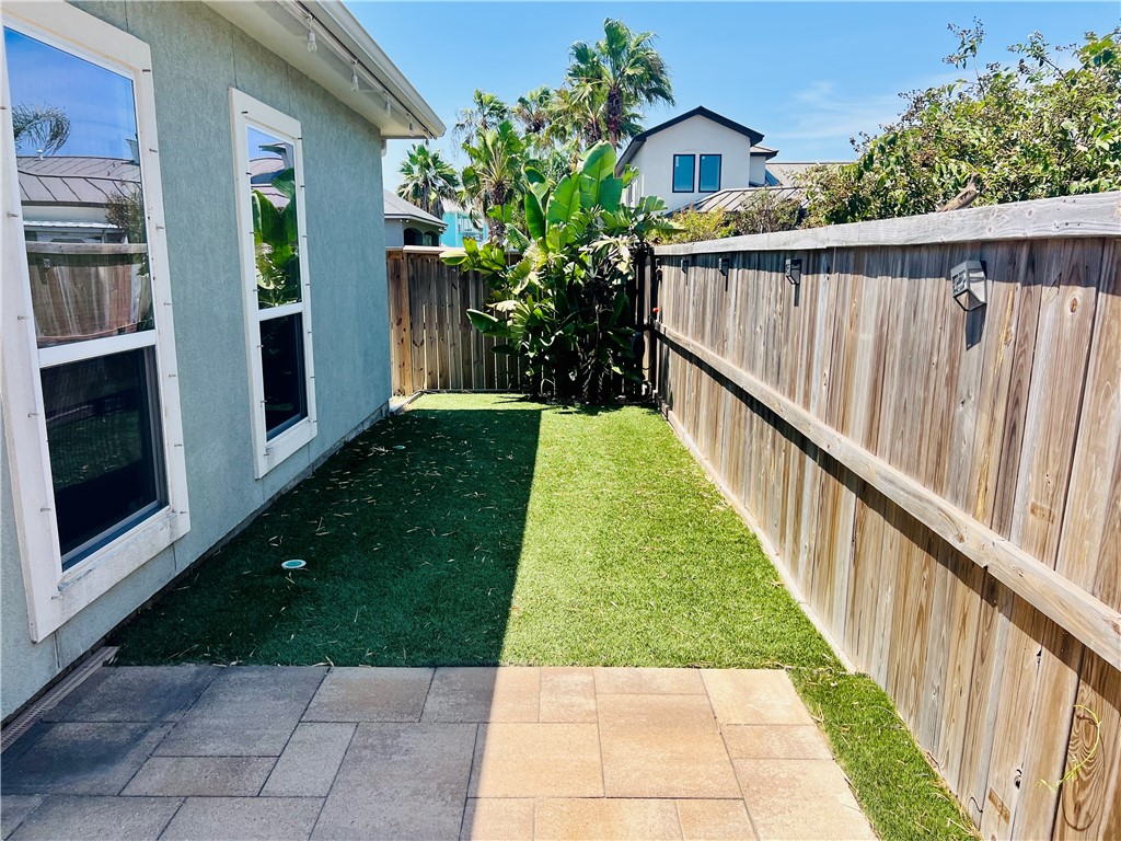 13922 Suntan Avenue Corpus Christi TX 78418