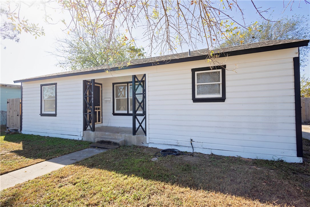 4505 Up River Corpus Christi TX 78408