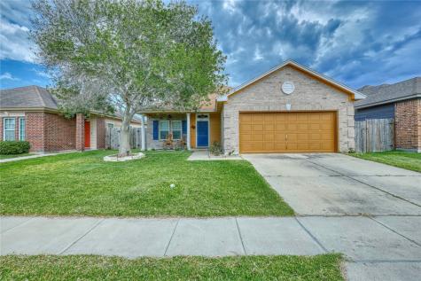 3013 Las Brisas Street Corpus Christi TX 78414