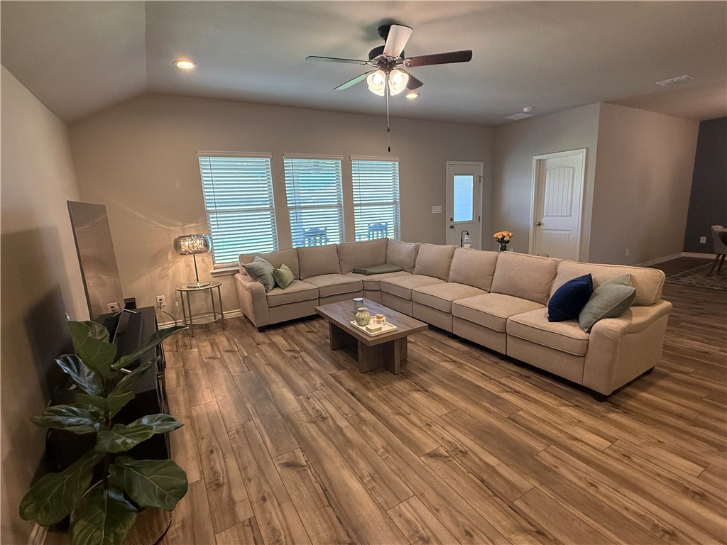 7609 Bayley Corpus Christi TX 78414
