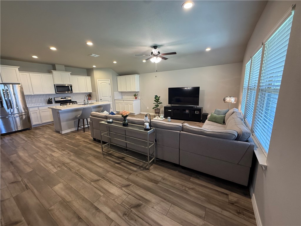 7609 Bayley Corpus Christi TX 78414
