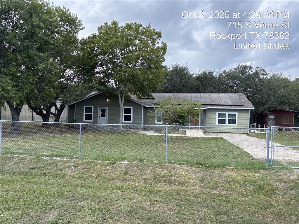 715 S Verne Street Rockport TX 78382