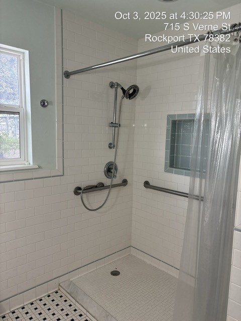 715 S Verne Street Rockport TX 78382