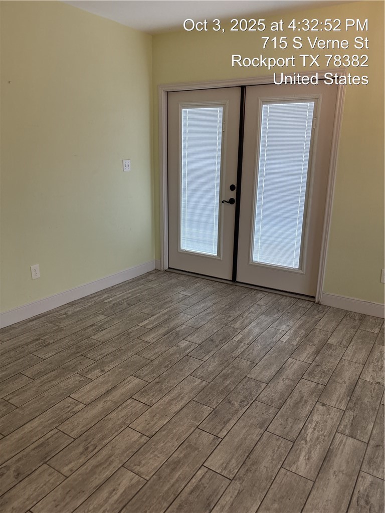 715 S Verne Street Rockport TX 78382