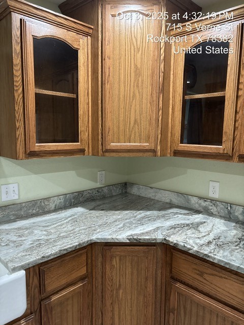 715 S Verne Street Rockport TX 78382