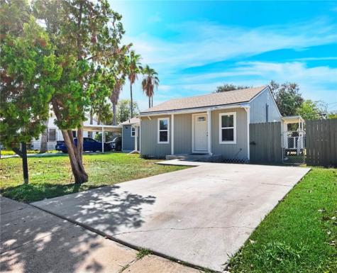 2405 Crews Street Corpus Christi TX 78405