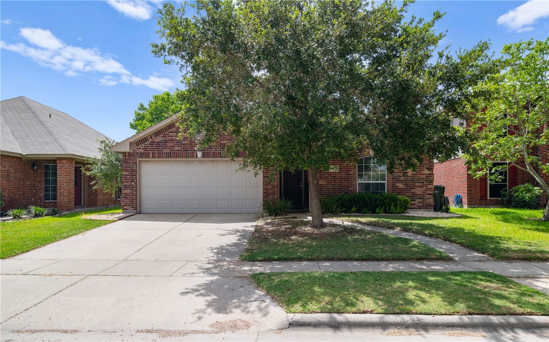 7518 Fort Griffen Drive Corpus Christi TX 78414