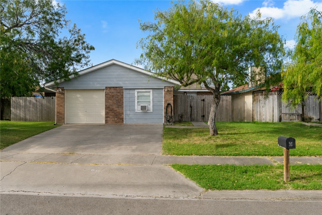 6612 Hardwick Dr B Corpus Christi TX 78412