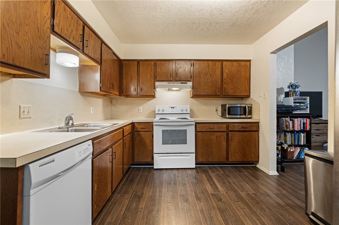 6612 Hardwick Dr B Corpus Christi TX 78412