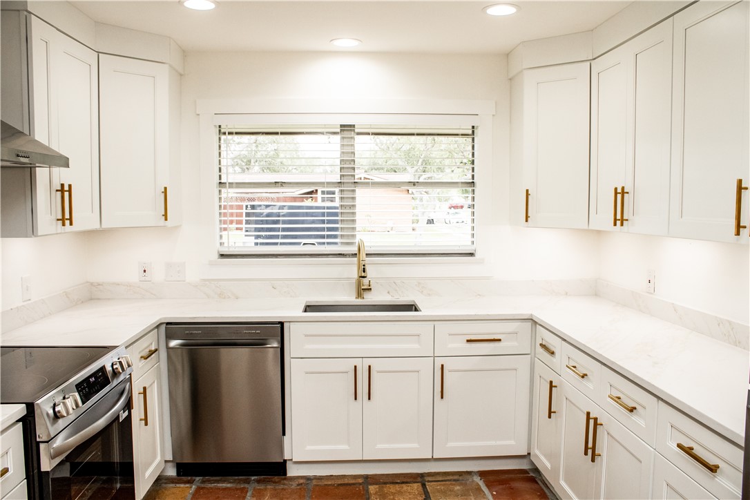 3722 Pope Drive Corpus Christi TX 78411
