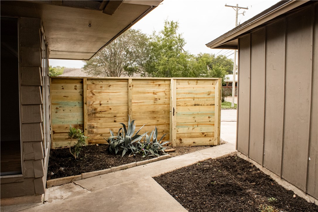 3722 Pope Drive Corpus Christi TX 78411