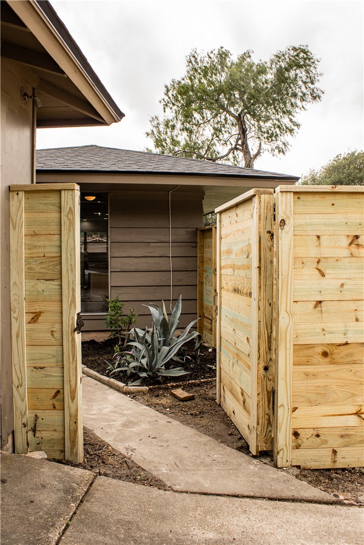 3722 Pope Drive Corpus Christi TX 78411