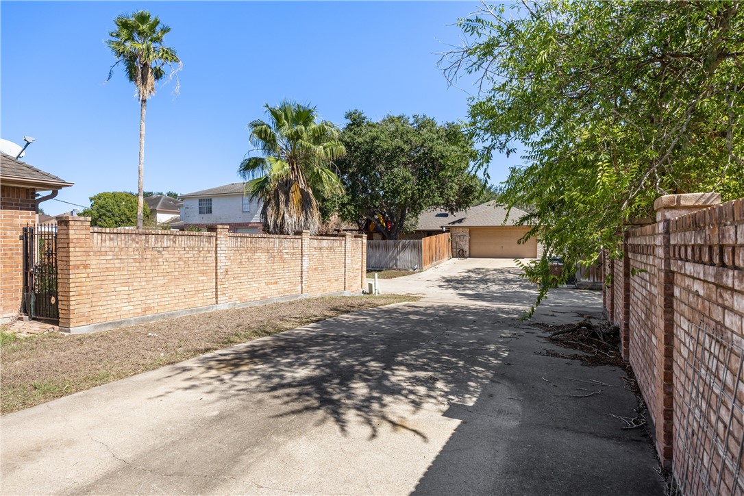7022 Ashdown Drive Corpus Christi TX 78413