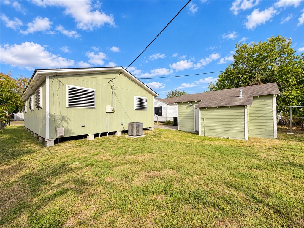 2025 Yale Street Corpus Christi TX 78416