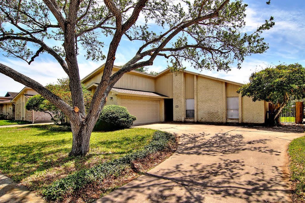 4305 Beard Drive Corpus Christi TX 78413