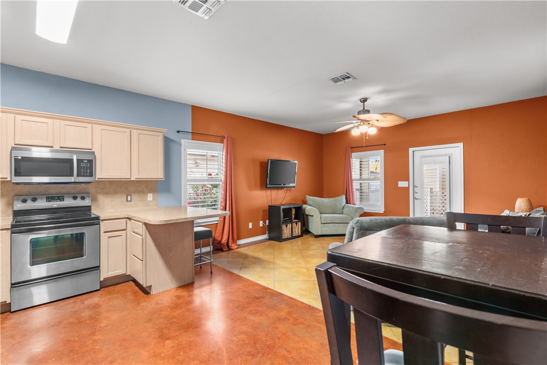 15209 S. Padre Island Drive Drive 807 Corpus Christi TX 78418