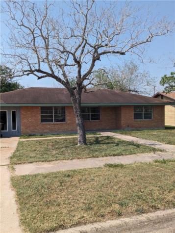 928 W F Avenue Kingsville TX 78363