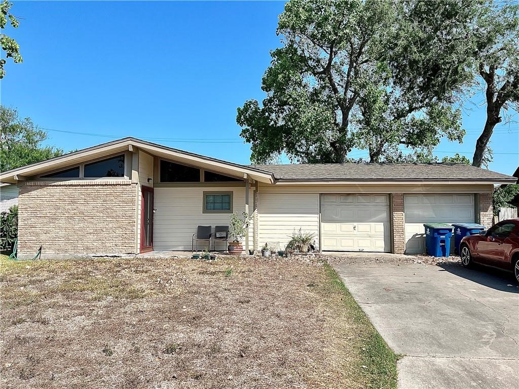 120 Sutherland Drive Portland TX 78374