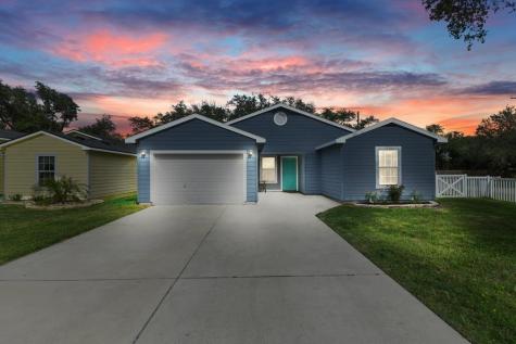 102 Pecan Harbor Street Rockport TX 78382