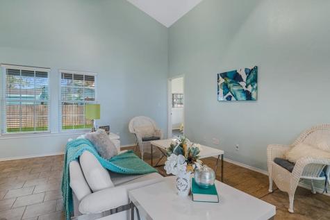 102 Pecan Harbor Street Rockport TX 78382