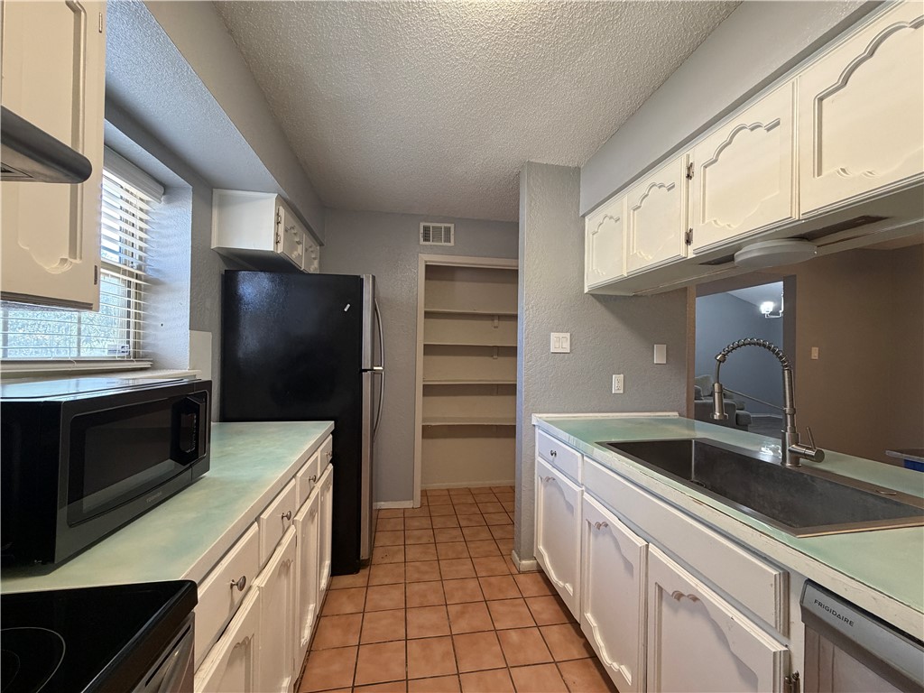 2825 Vancouver Drive Corpus Christi TX 78414