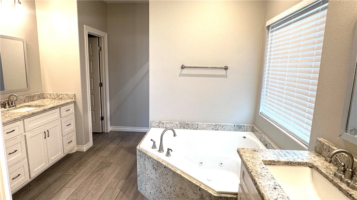 3734 Berkeley Drive Corpus Christi TX 78414