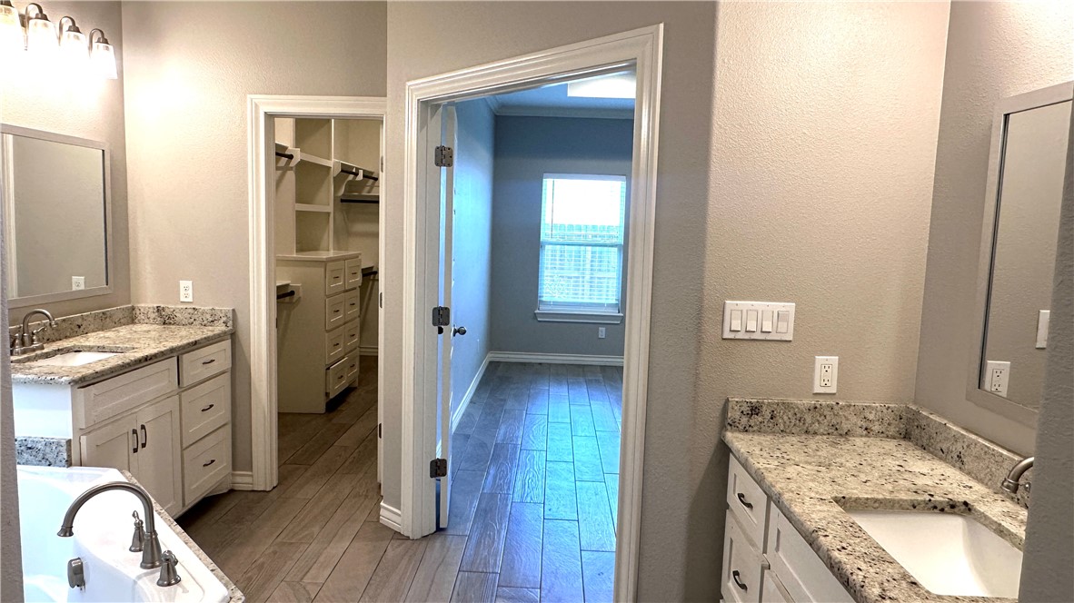 3734 Berkeley Drive Corpus Christi TX 78414