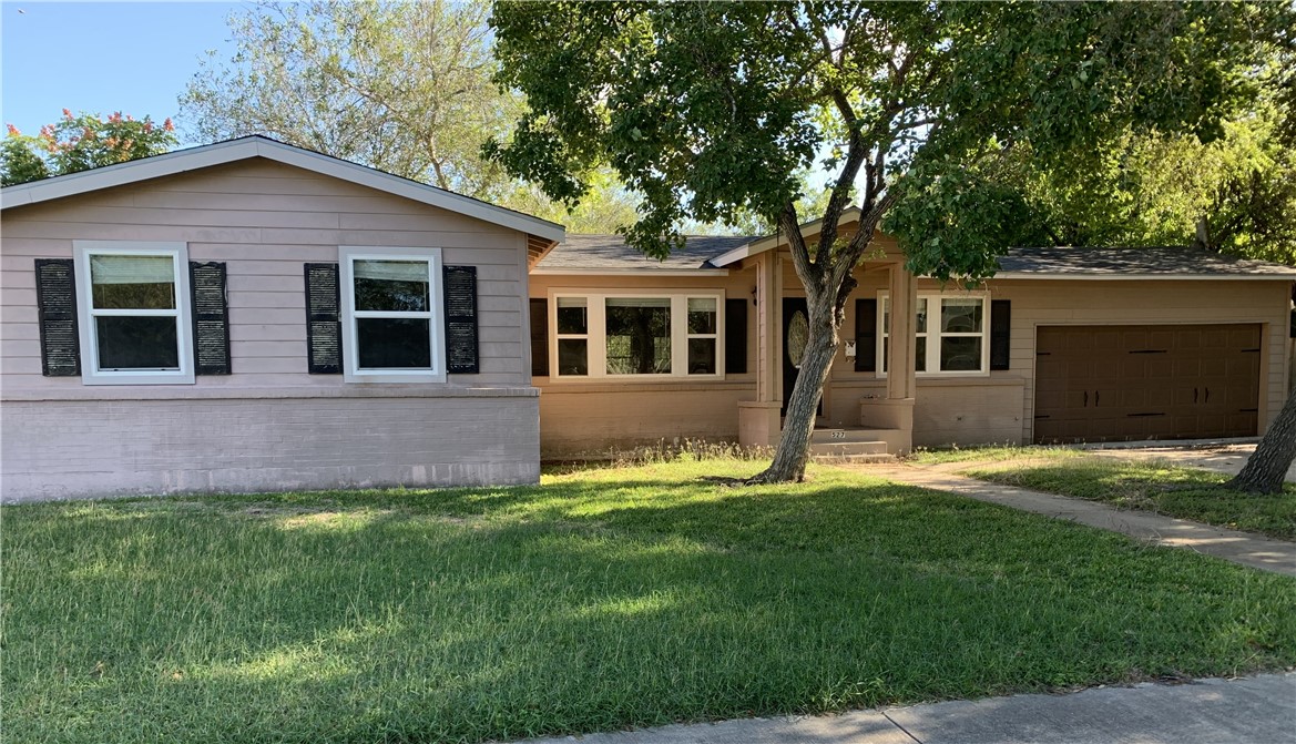 527 Mcclendon Street Corpus Christi TX 78404