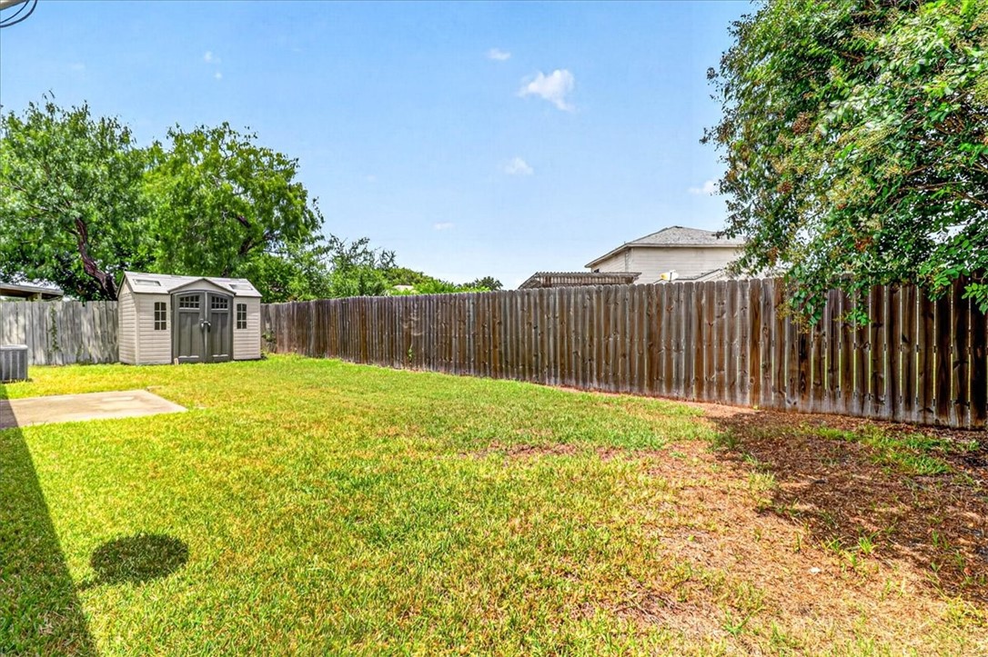 6810 Blue Skyway Drive Corpus Christi TX 78414