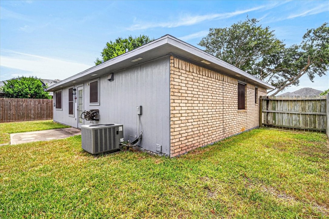 6810 Blue Skyway Drive Corpus Christi TX 78414