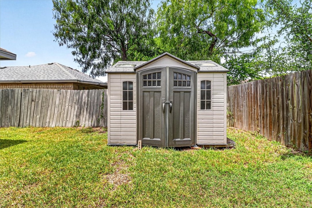 6810 Blue Skyway Drive Corpus Christi TX 78414
