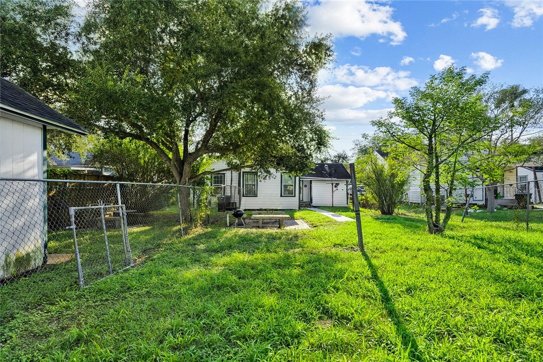 1636 15th Street Corpus Christi TX 78404