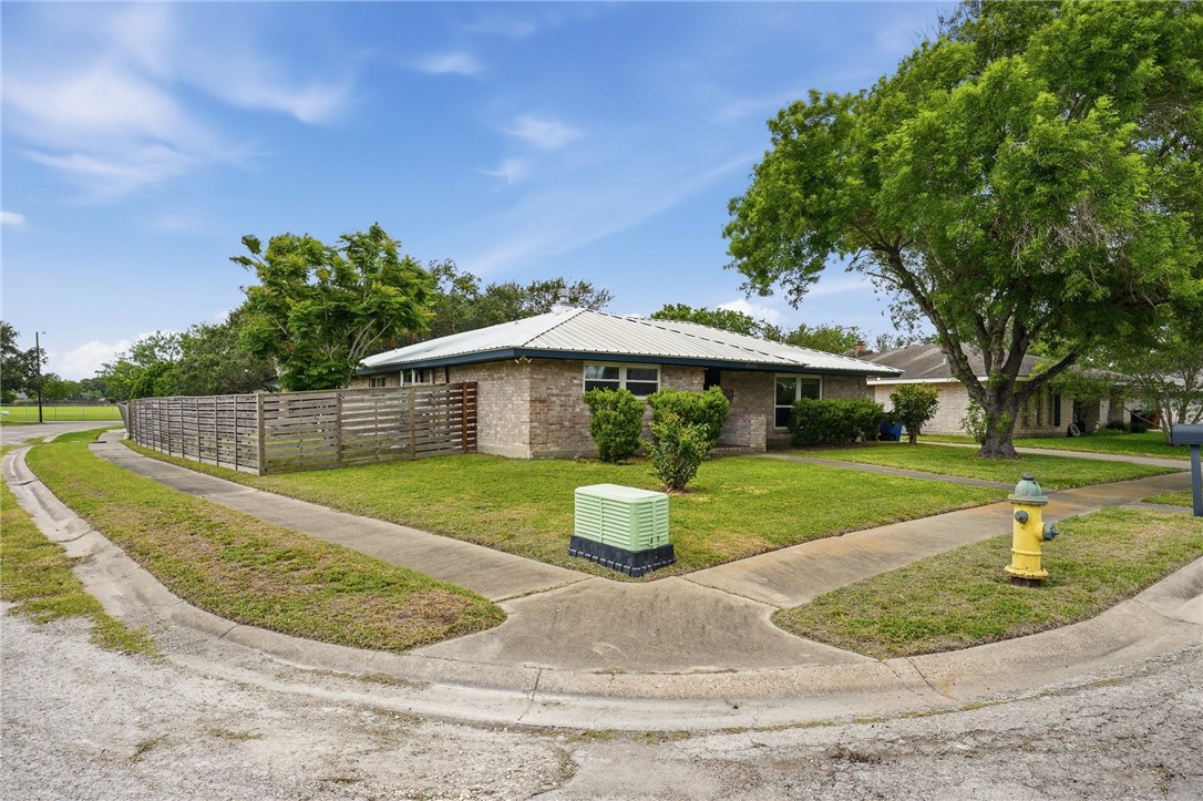 4049 Rooney Drive Corpus Christi TX 78413