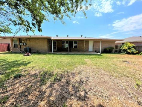 104 W Janin Circle Portland TX 78374