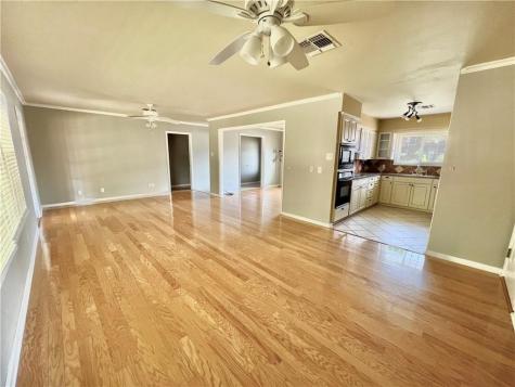 104 W Janin Circle Portland TX 78374