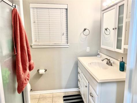 104 W Janin Circle Portland TX 78374