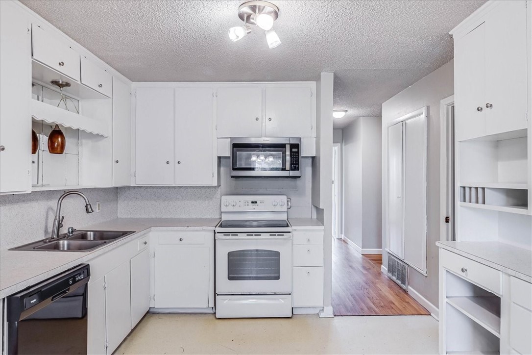 6046 Hugo Drive Corpus Christi TX 78412