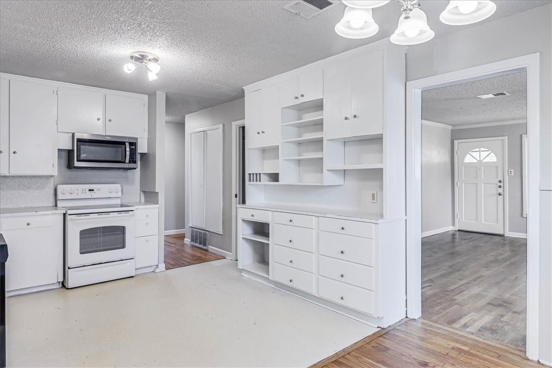 6046 Hugo Drive Corpus Christi TX 78412