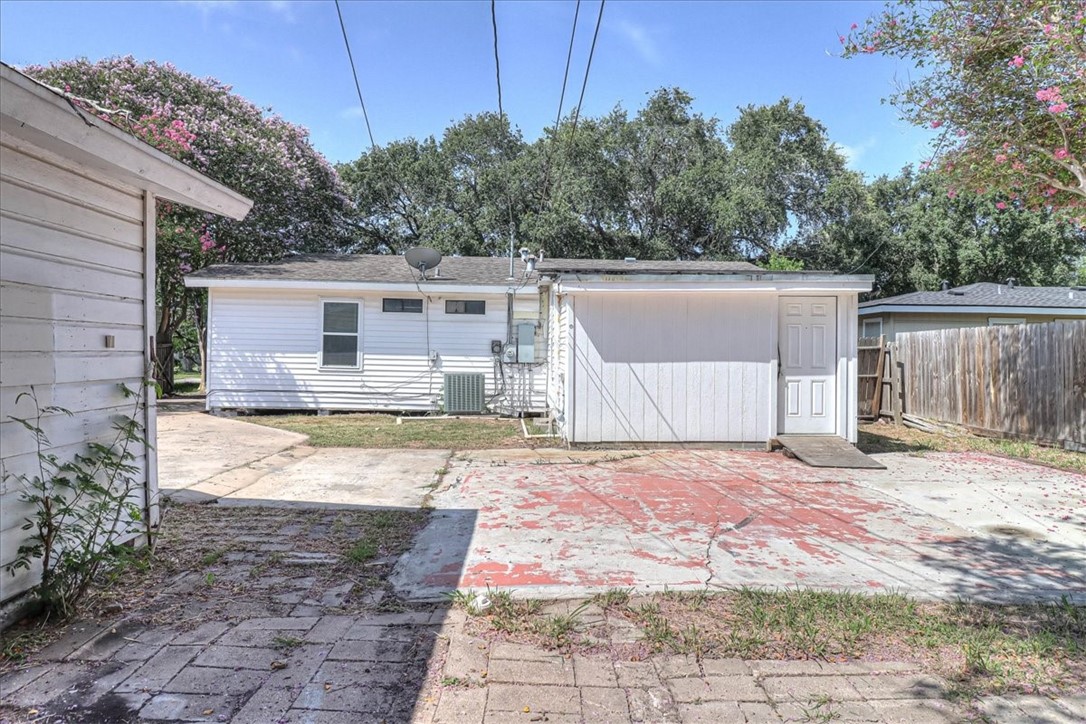 6046 Hugo Drive Corpus Christi TX 78412